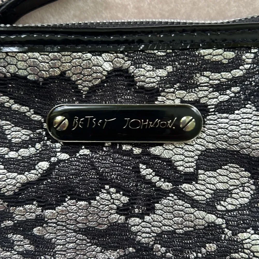 *Betsey Johnson* Black Lace Keyring Mini Travel Glam Pouch EUC Y2K